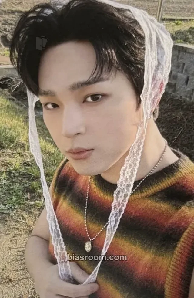 Leedo ONEUS Under K-pop photocard
