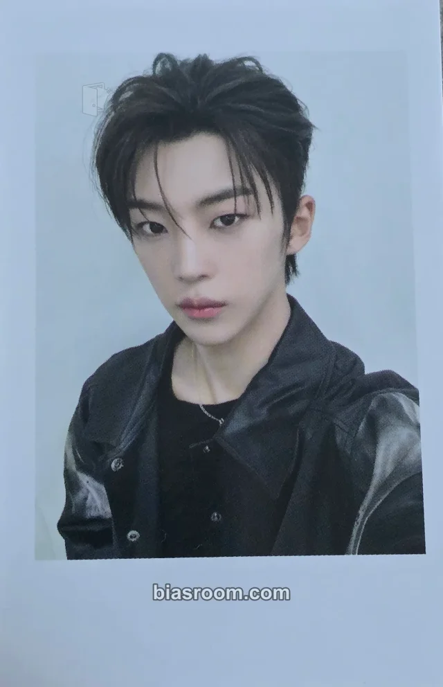 Kim Dohun idntt unevermet  K-pop photocard