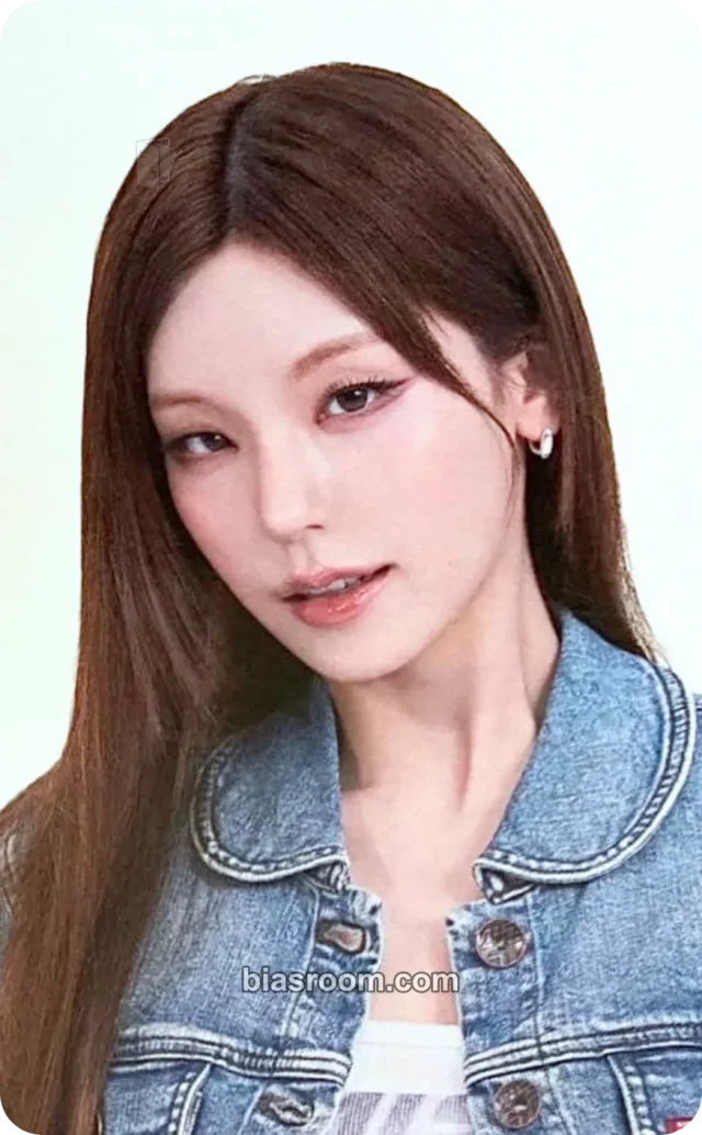 Photocard K-pop Yeji ITZY JYP FLAGSHIP TOKYO