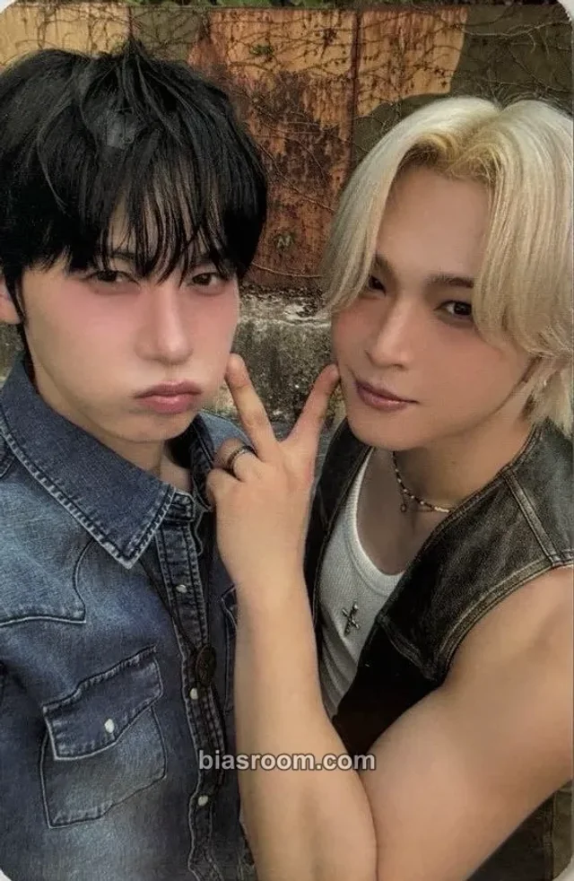 ONEUS First Light : 井 K-pop photocard