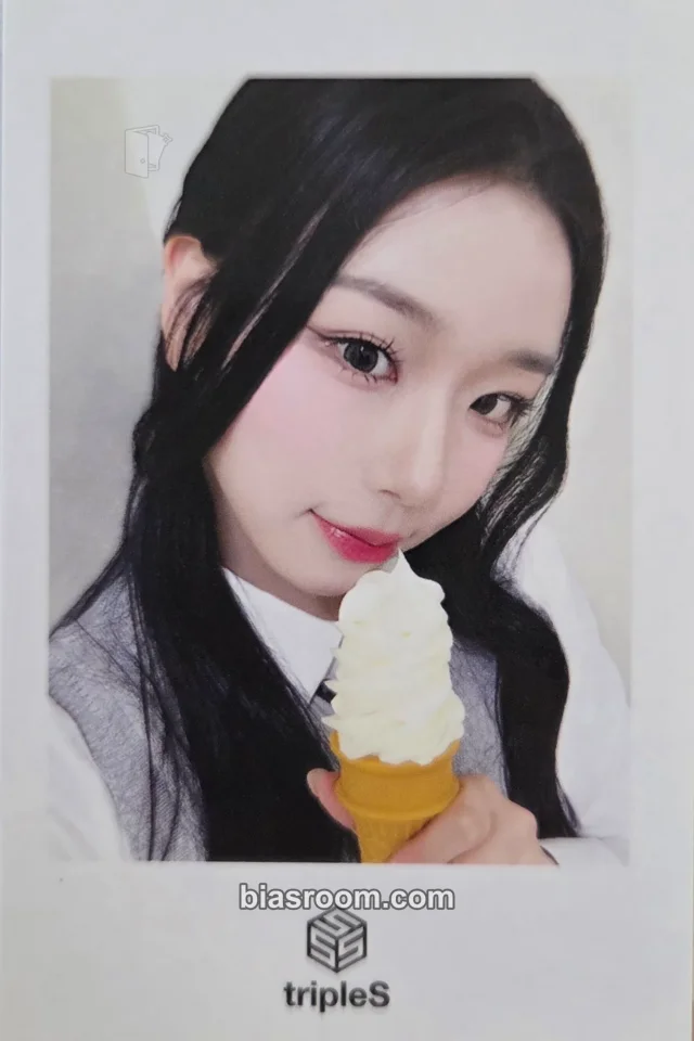Chaeyeon tripleS Assemble25 K-pop photocard
