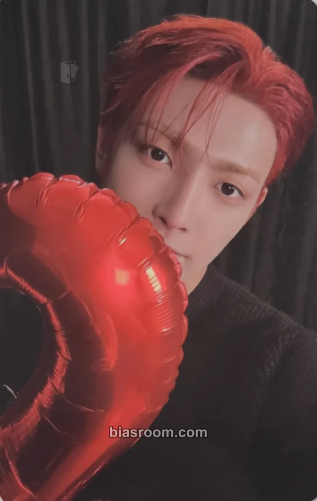 Hongjoong ATEEZ In Your Fantasy in Incheon DVD/Playcode K-pop photocard