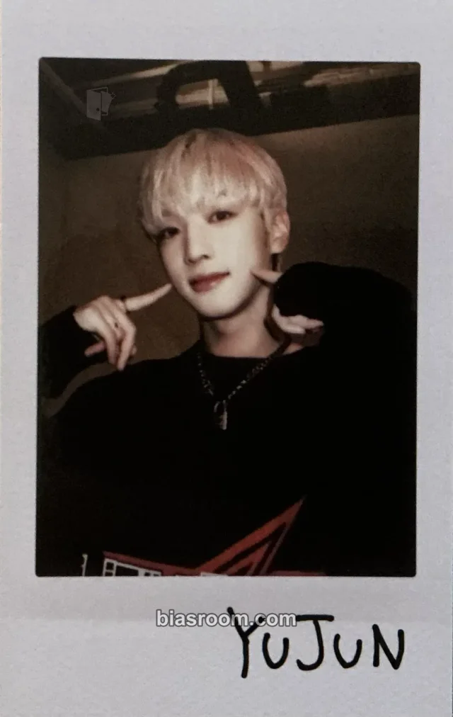 Yujun xikers WORLD TOUR TRICKY HOUSE : FIRST ENCOUNTER 2023-2024 K-pop photocard