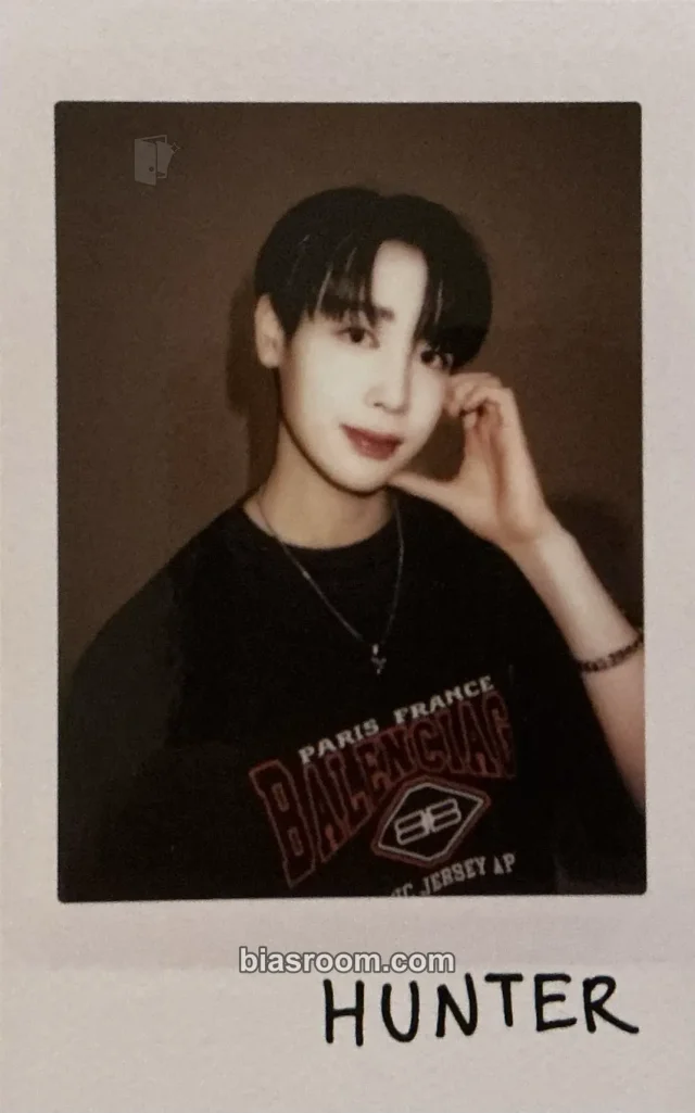 Hunter xikers WORLD TOUR TRICKY HOUSE : FIRST ENCOUNTER 2023-2024 K-pop photocard