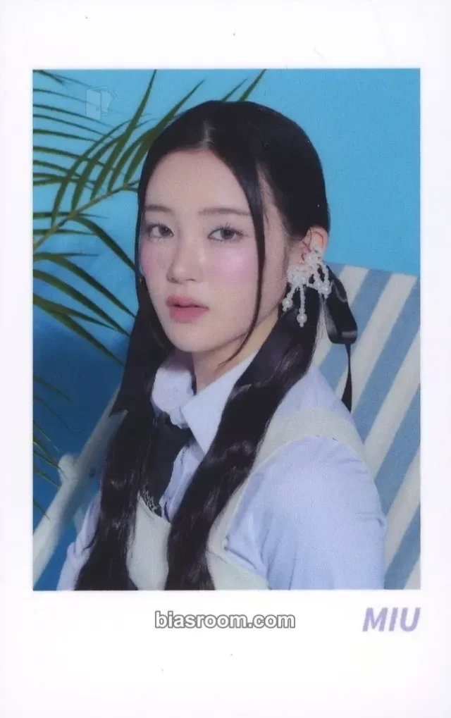 Miu  ME:I 2024 ME:ICONIC Hi-SUMMER K-pop photocard