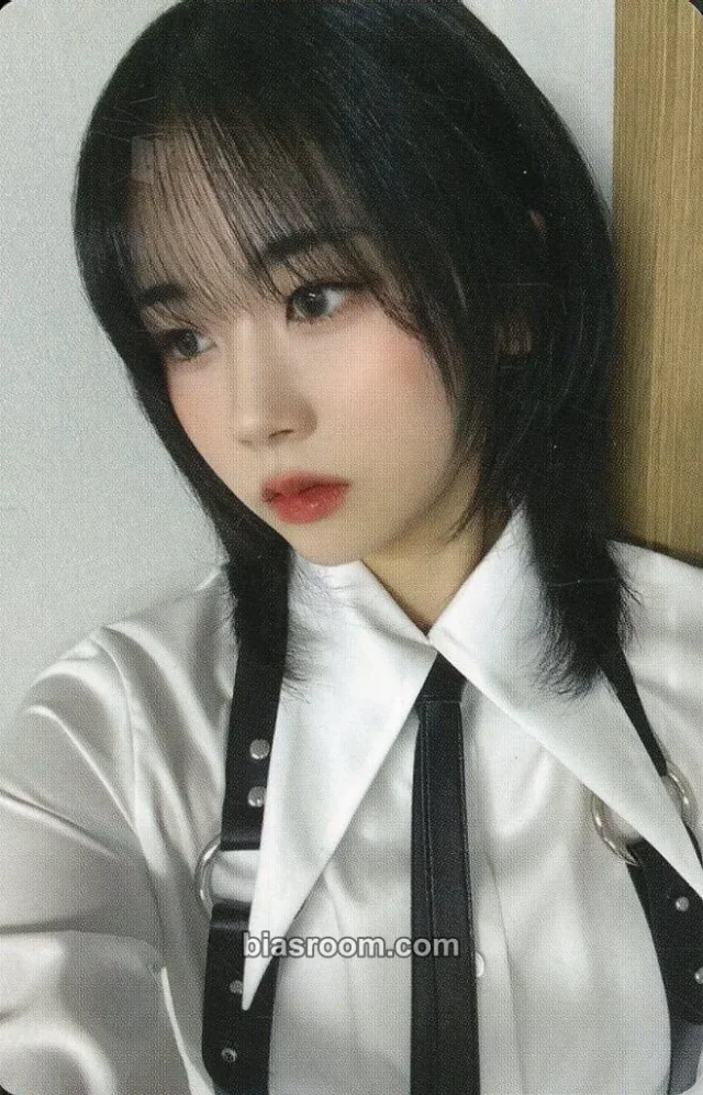 Kokona  ME:I WHO I AM  K-pop photocard