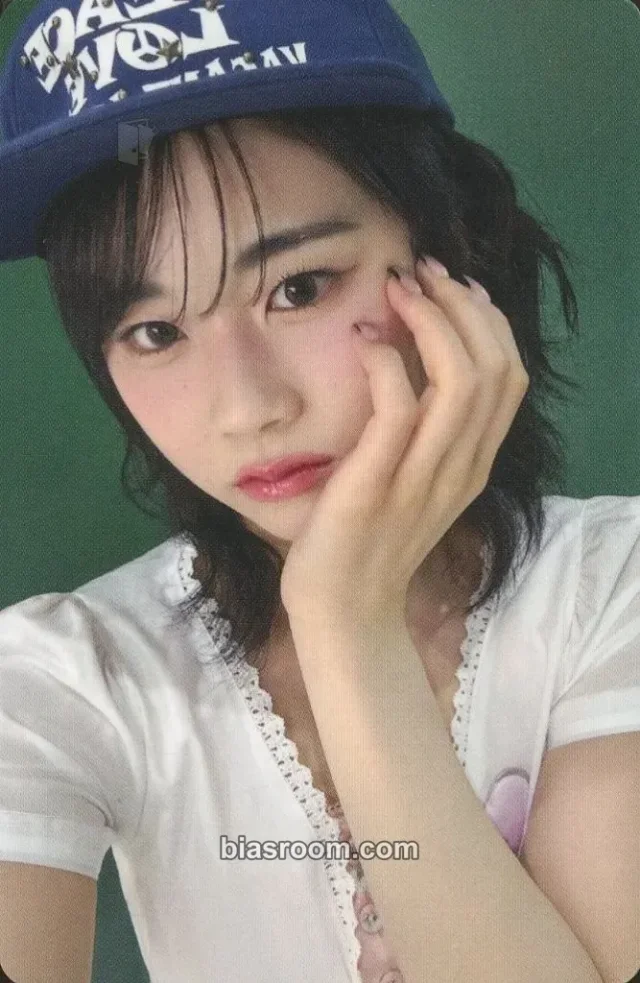 Kokona  ME:I WHO I AM  K-pop photocard