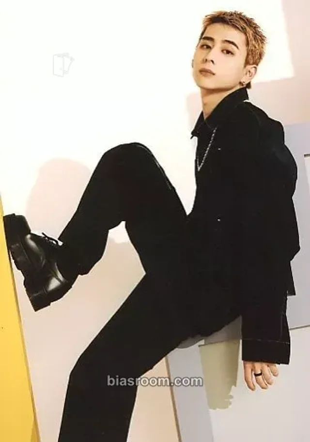 Hiroto INI M K-pop photocard