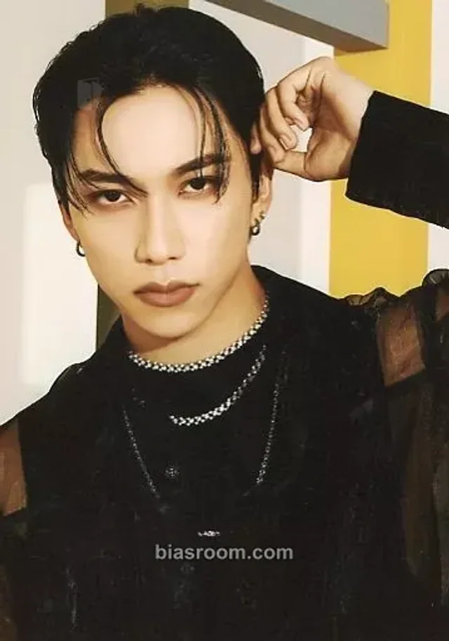 Rihito INI M K-pop photocard