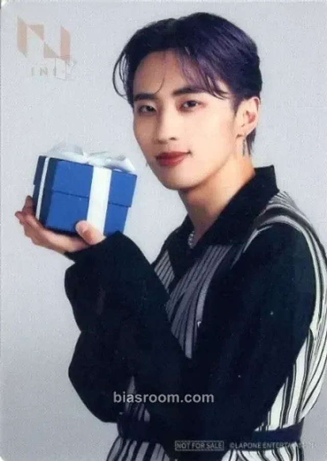 Fengfan INI M K-pop photocard