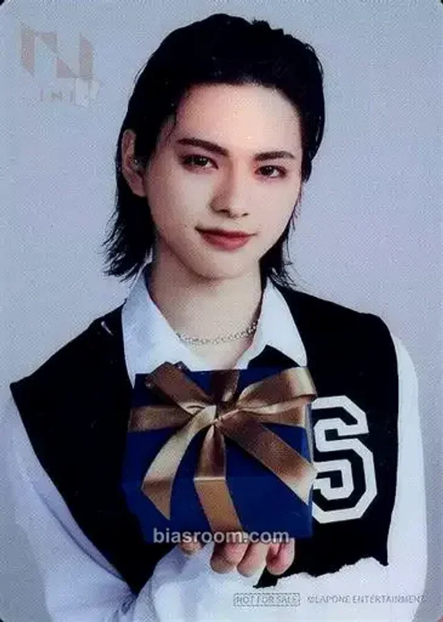 Jin INI M K-pop photocard