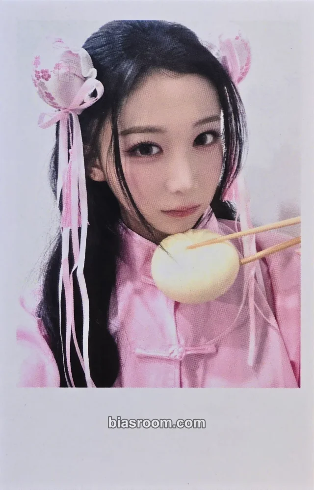 Kaede tripleS LOVE&POP pt.1 K-pop photocard