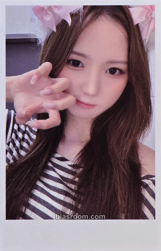 Jiwoo tripleS LOVE&POP pt.1 K-pop photocard