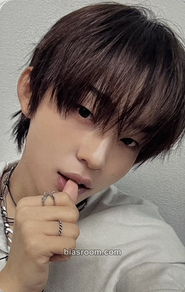 Keiju KickFlip KICK OFF THE WALL Pt 1 K-pop Photocard