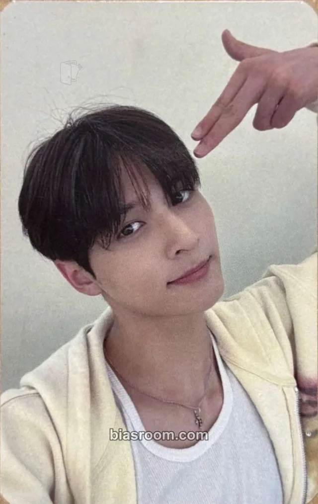 Mackiah AMPERS&ONE DEFINITION K-pop photocard