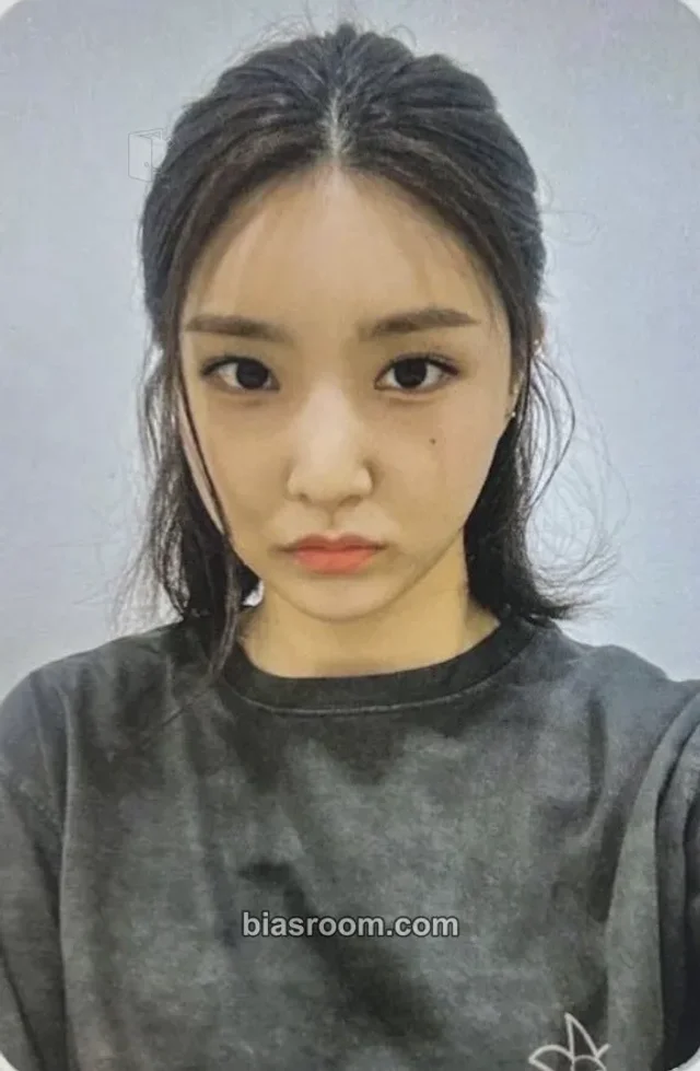 Yuna BBGIRLS Summer Queen K-pop photocard