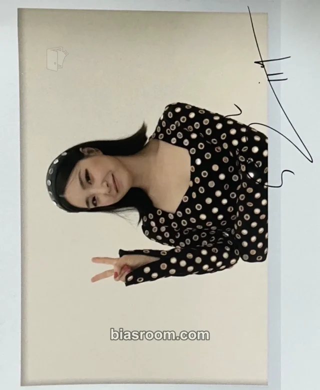Yuna BBGIRLS After 'We Ride' K-pop photocard