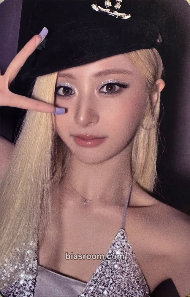 Huh Yunjin LE SSERAFIM Made My Night K-pop photocard