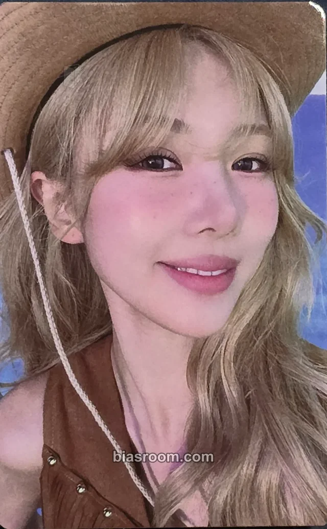 Yoohyeon Dreamcatcher UAU Playlist [#Youryouth] Fancon in America K-pop Photocard