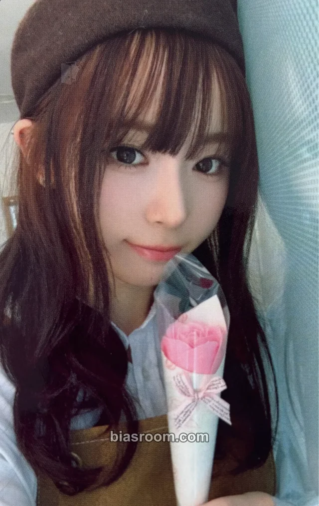 Photocard K-pop di Shuie SAY MY NAME Your Scent