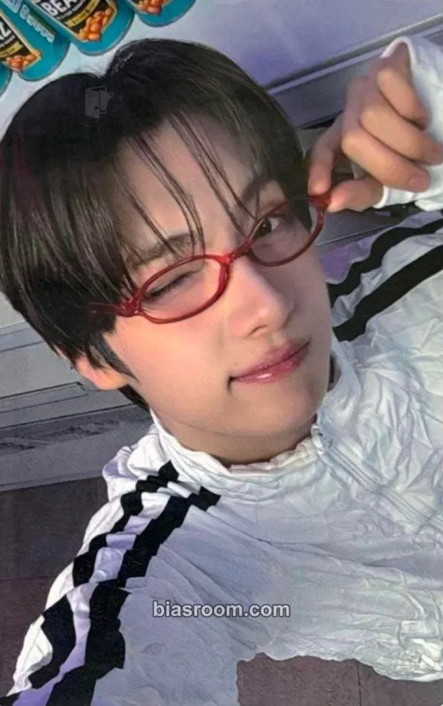 Youngjae TWS D’ICON VOLUME N°34 TWS K-pop photocard