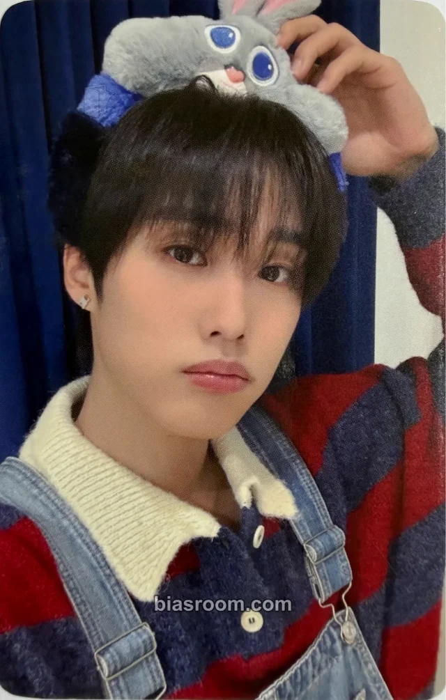 Photocard K-pop di Jacob THE BOYZ a;effect
