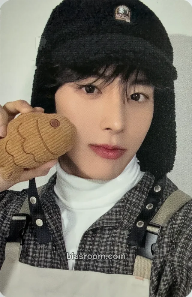Eric THE BOYZ a;effect K-pop photocard