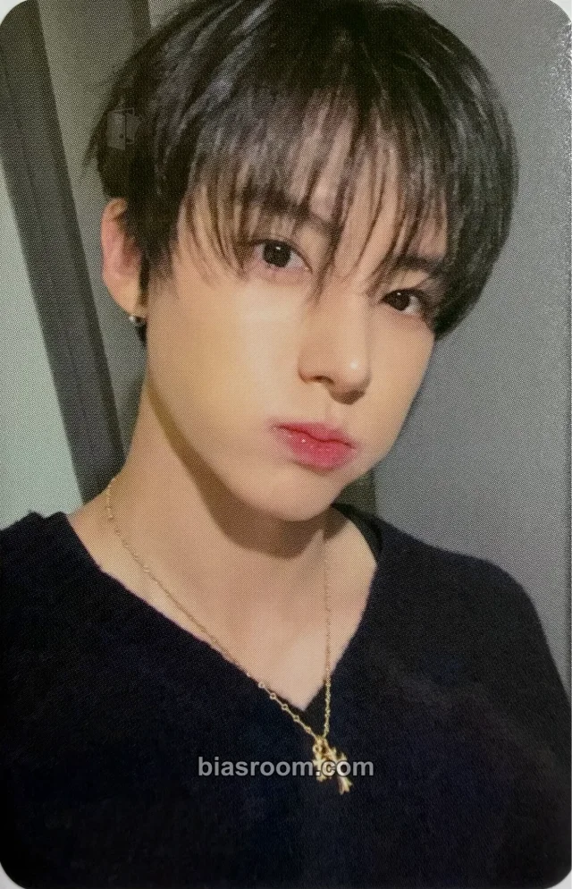 Eric THE BOYZ a;effect K-pop photocard