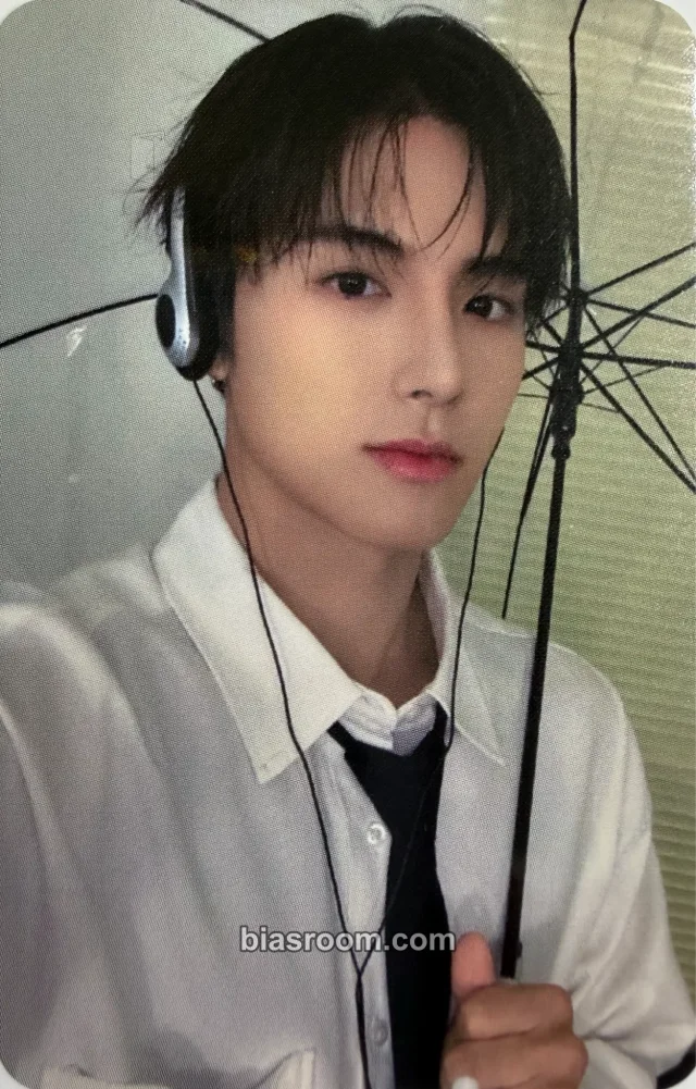 Eric THE BOYZ a;effect K-pop photocard