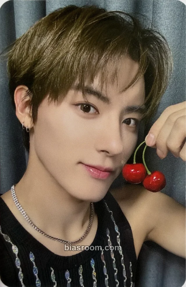 Eric THE BOYZ Phantasy Pt. 1: Christmas in August K-pop photocard