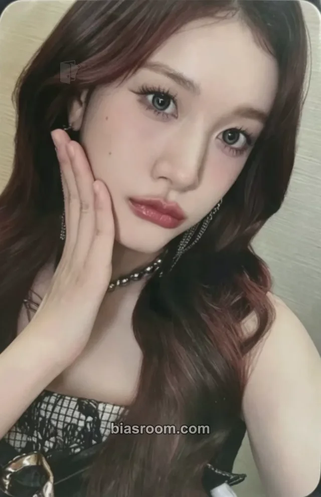 J STAYC STAY ALIVE K-pop photocard