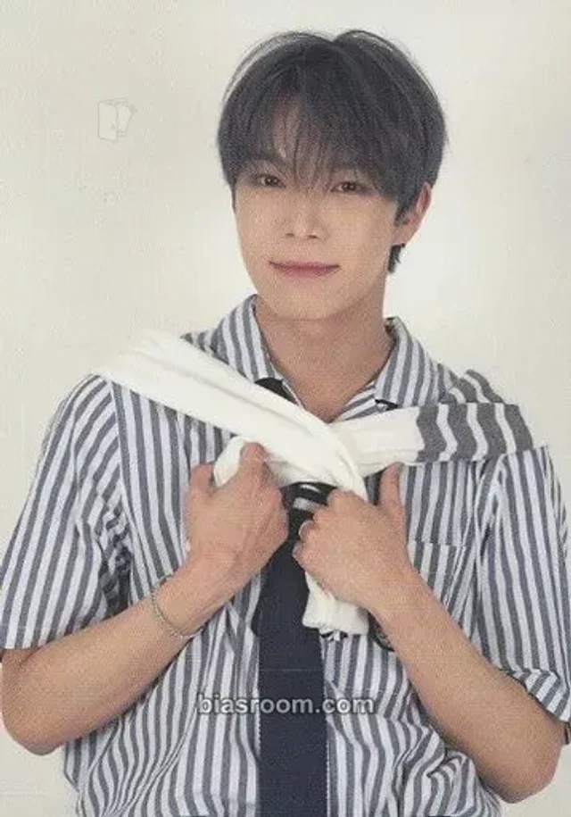 Dongheon VERIVERY JAPAN FANMEETING [2022 VERI SCHOOL] K-pop photocard