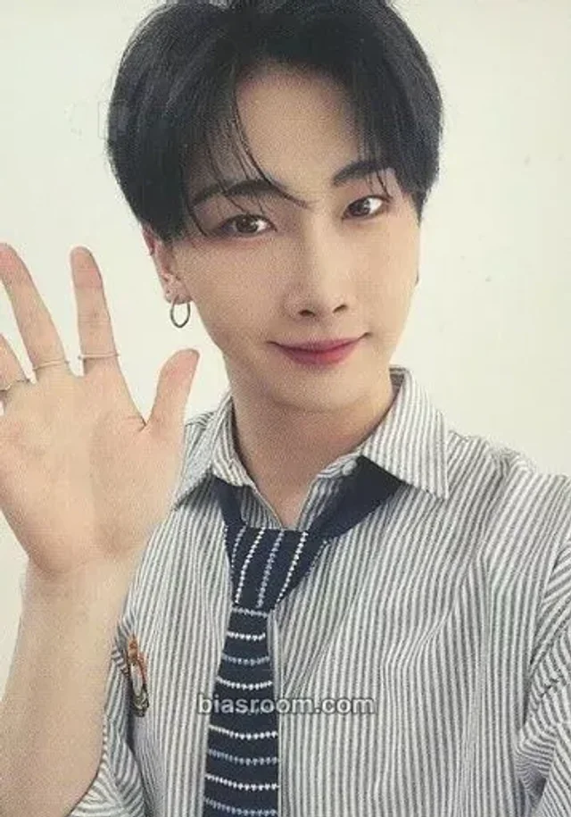 Hoyoung VERIVERY JAPAN FANMEETING [2022 VERI SCHOOL] K-pop photocard