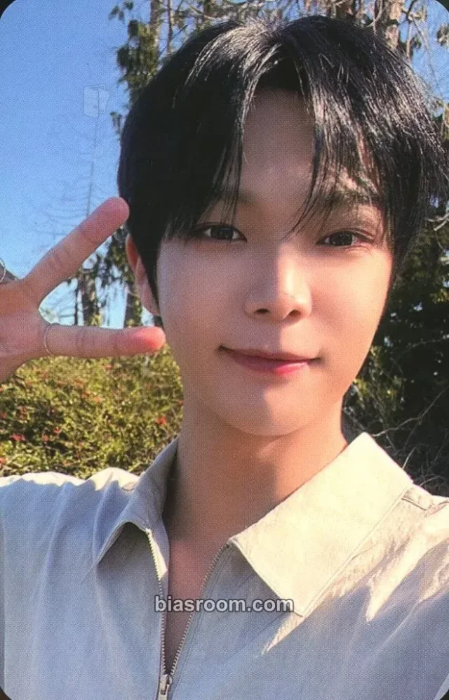 Dongheon VERIVERY 2022 VERIVERY CONCERT PAGE : O K-pop photocard