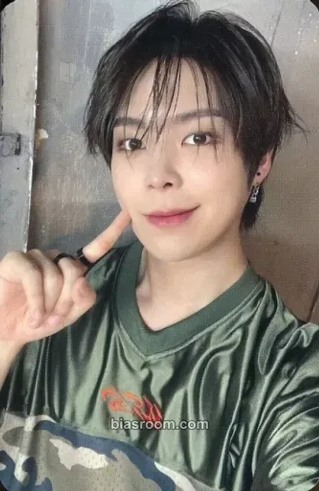 Yeonho VERIVERY 2023 VERIVERY FAN CONCERT DREAM SHOP K-pop photocard