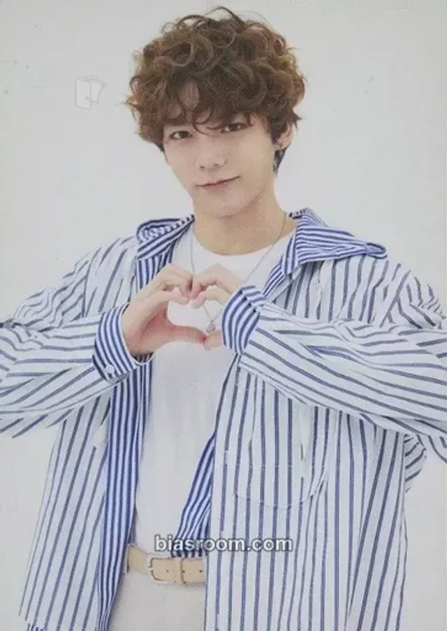 Minchan VERIVERY 'FACE IT' POP UP SHOP - WELCOME TO VERIWORLD  K-pop photocard