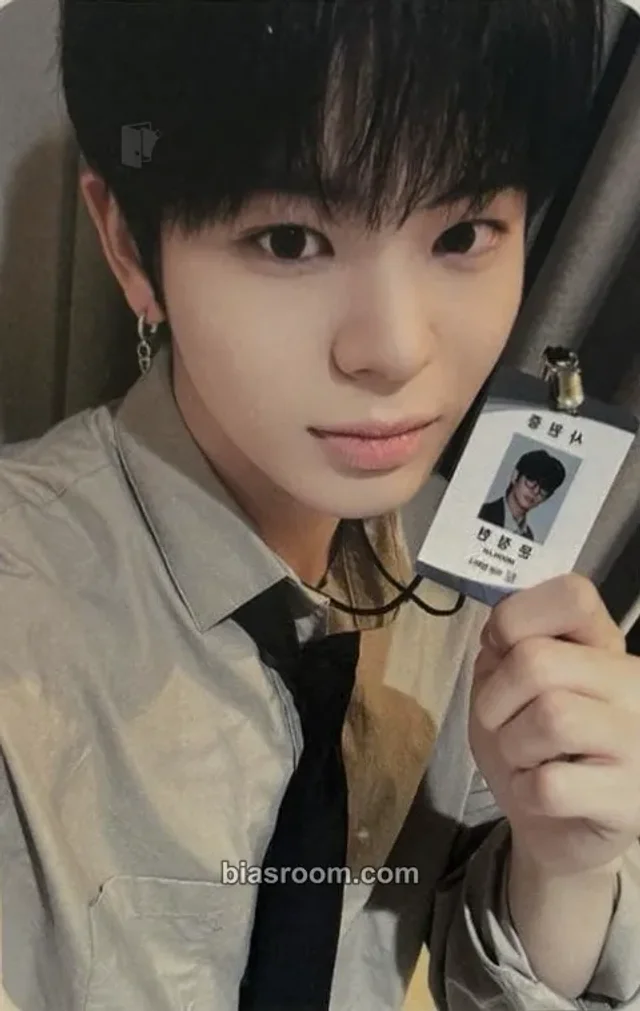 Mun Junghyun EVNNE Backtalk K-pop photocard