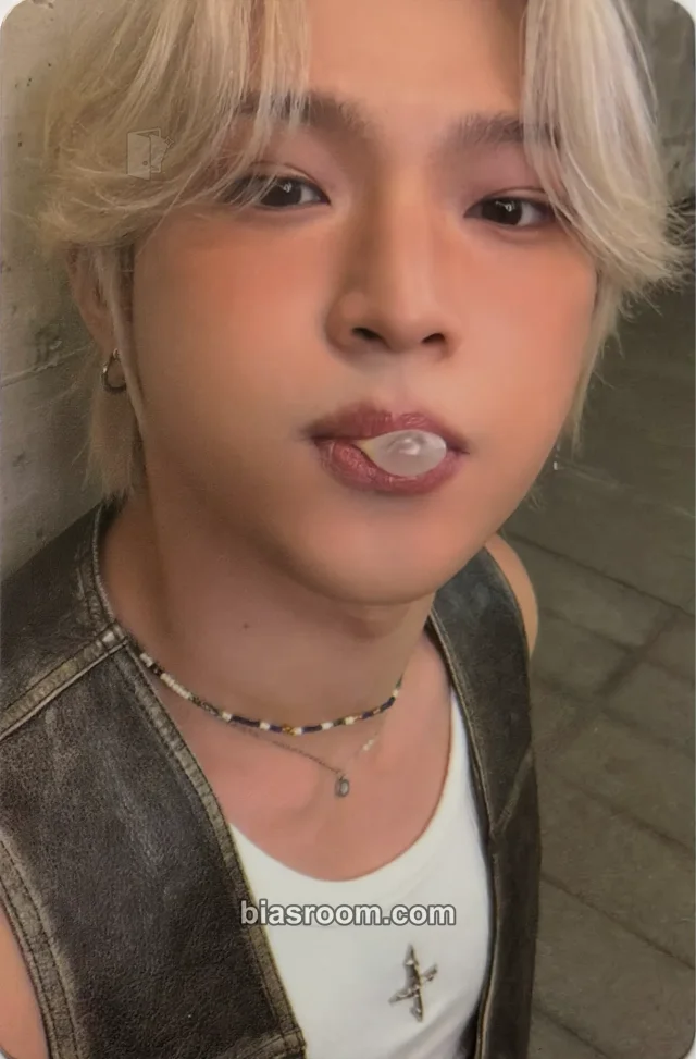 Leedo ONEUS First Light : 井 K-pop photocard