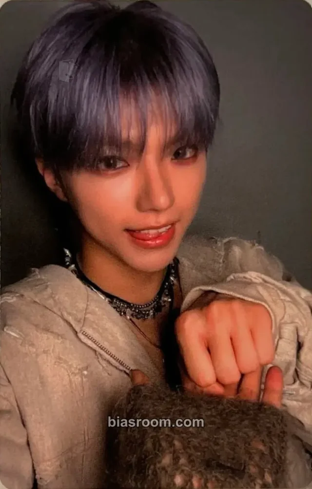 ON:N ALL(H)OURS Unbound K-pop photocard