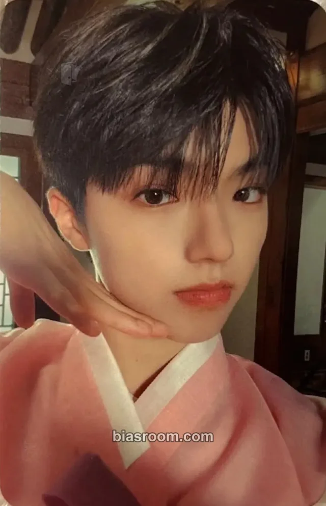ON:N ALL(H)OURS Witness K-pop photocard