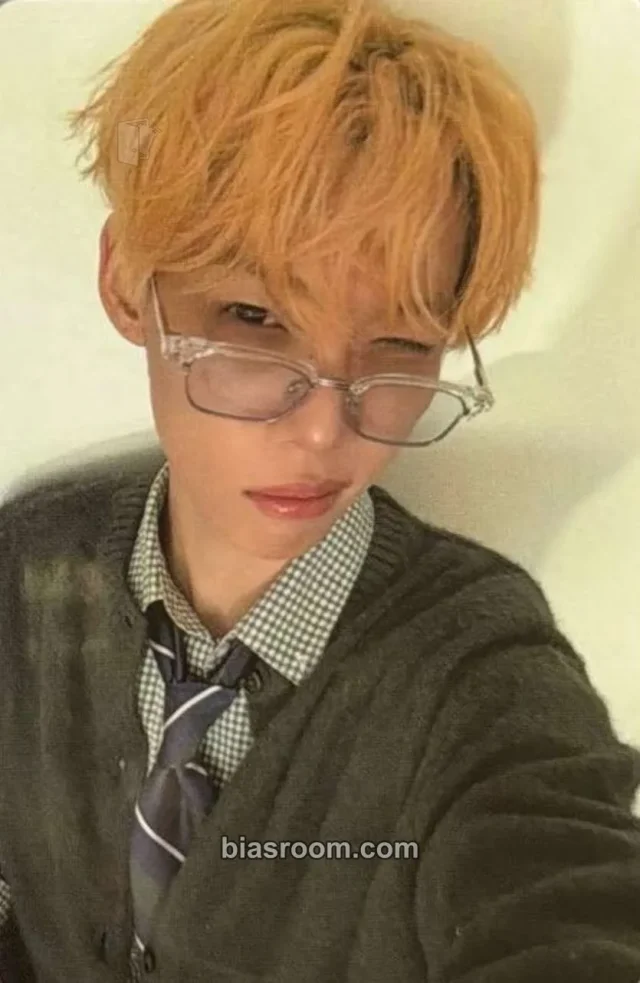 Robin n.SSign THE STAR magazine K-pop photocard