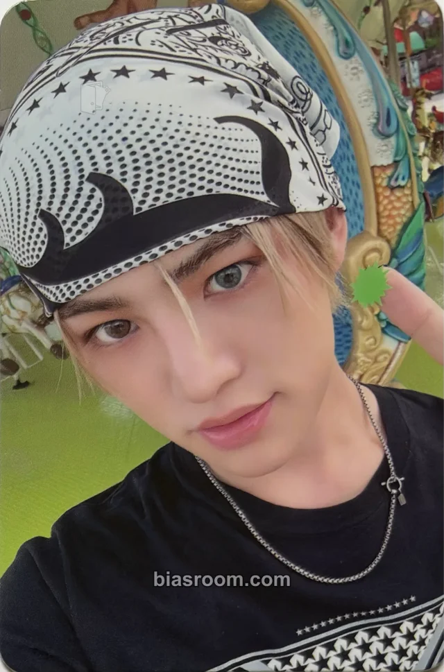 Minje KickFlip KICK OFF THE WALL Pt 1 K-pop photocard