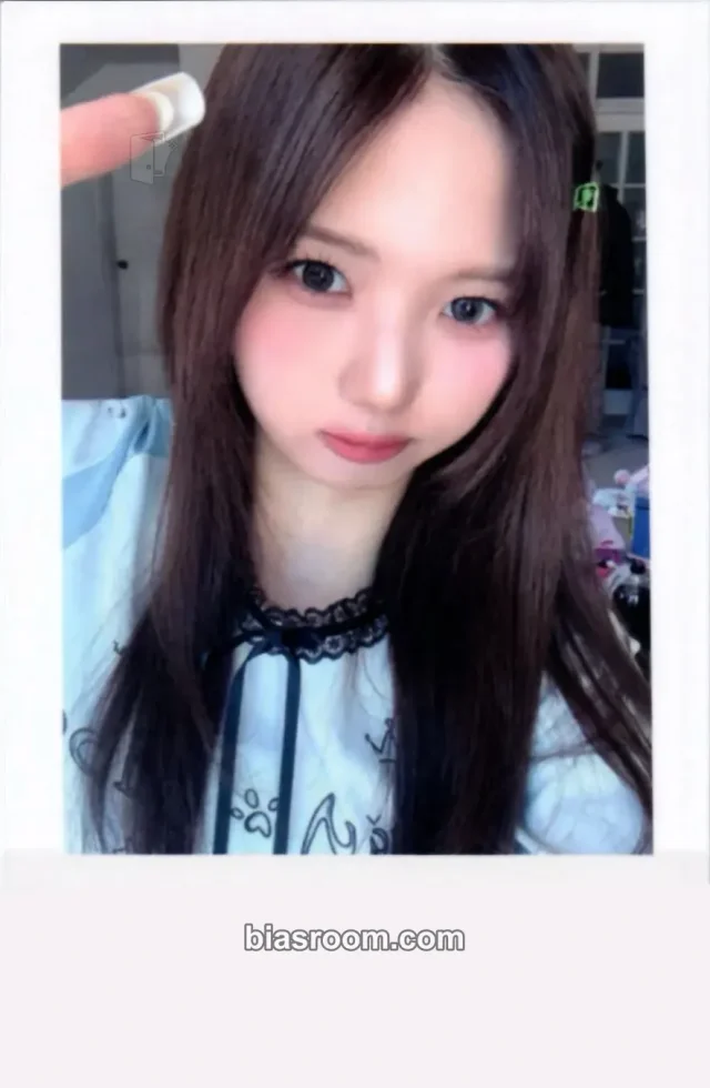Jiwoo tripleS 4th World Tour <ANDLESS> K-pop photocard
