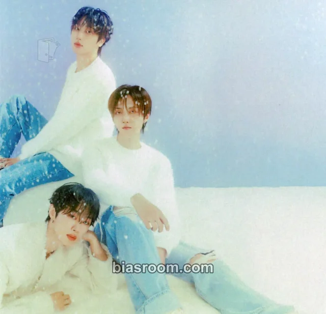 M.O.N.T When Winter Comes K-pop photocard