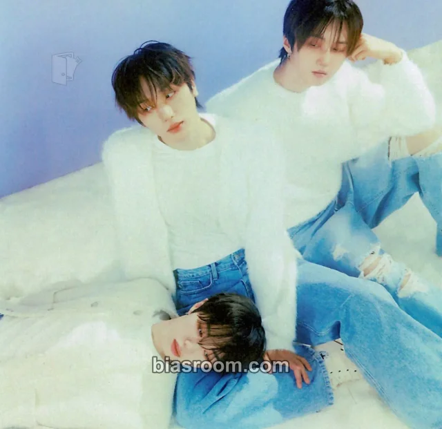 M.O.N.T When Winter Comes K-pop photocard