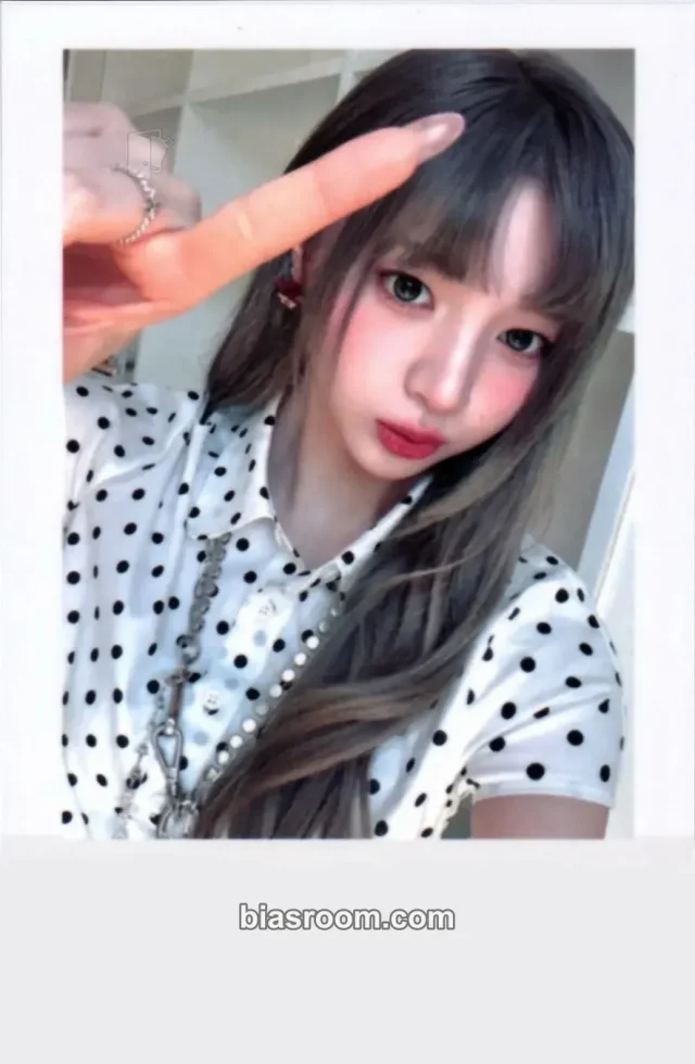 Yeonji tripleS 4th World Tour <ANDLESS> K-pop photocard