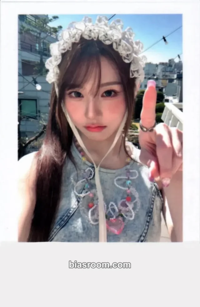 Xinyu tripleS 4th World Tour <ANDLESS> K-pop photocard