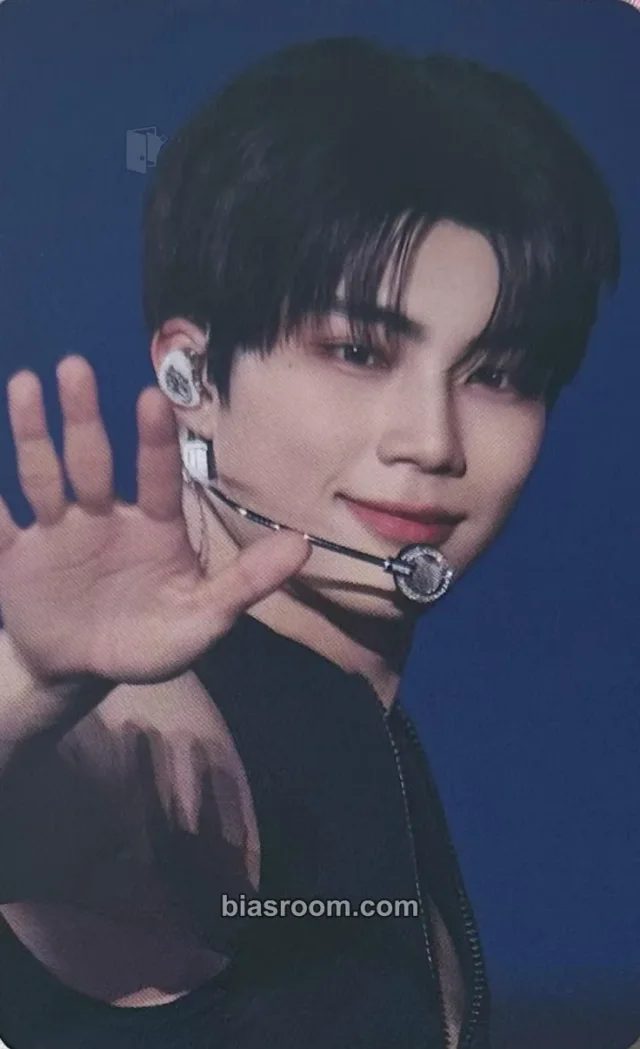 Gunwook ZEROBASEONE 2025 World Tour [HERE & NOW] in Saitama K-pop photocard