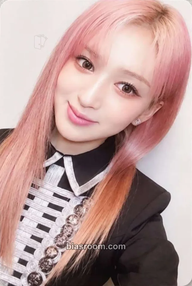 Suzu ME:I 2026 2ND ARENA LIVE TOUR [ME:I WAY] K-pop photocard