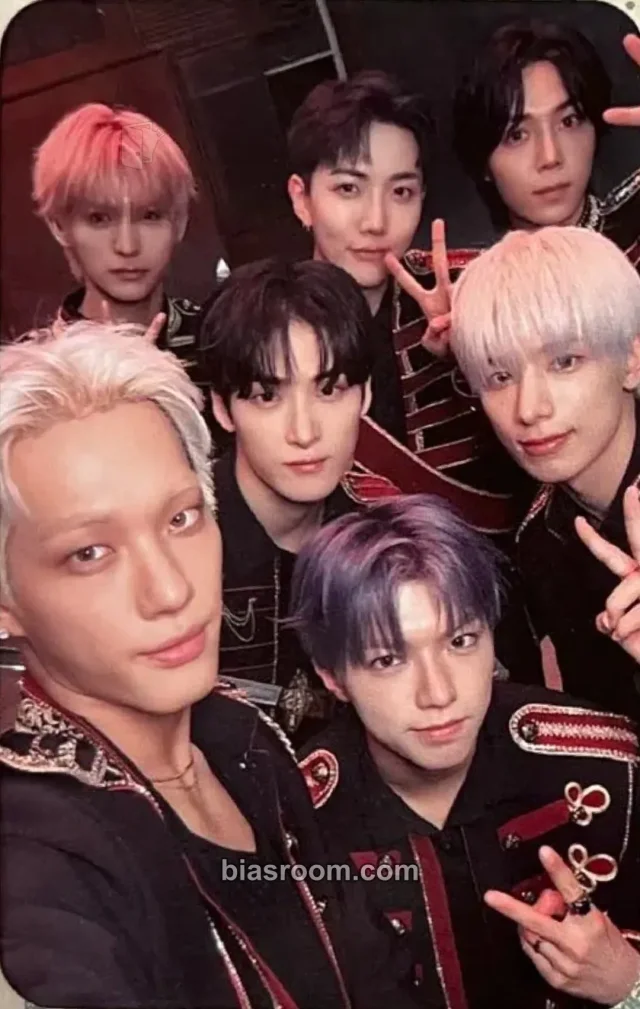 ALL(H)OURS ALL(H)OURS 1st World Tour <RISE UP> K-pop photocard